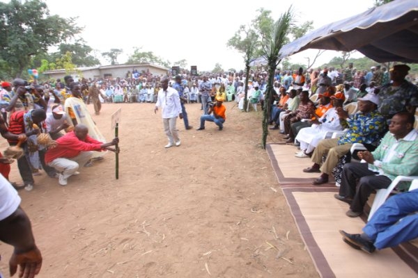 Tournée du président du RDR dans la vallée du bandama - Alassane Dramane Ouattara à Dabakala : “Le 31 octobre, nous allons changer de régime”
